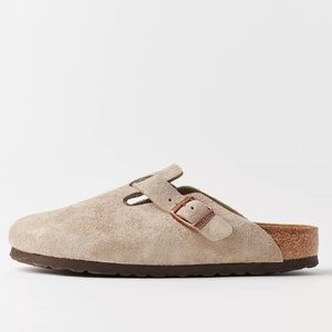 Birkenstock Boston taupe suede mule clogs